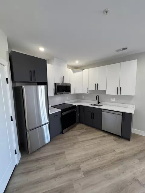2385 Rhode Island Ave NE, Washington, DC 20018