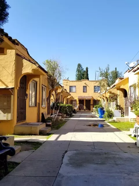 943 S Bonnie Beach Pl, Los Angeles, CA 90023