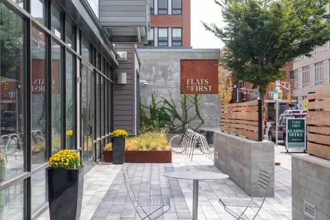 107 1st St, Cambridge, MA 02141 photo 4