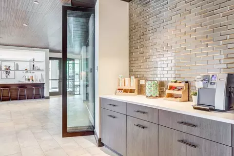 107 1st St, Cambridge, MA 02141 photo 11