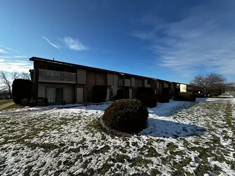1782 Eldorado Dr, Green Bay, WI 54302