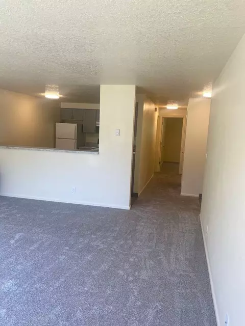 1555 W 18th Ave, Eugene, OR 97402 photo 4