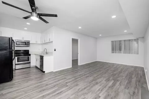 7244 Hillside Ave, Los Angeles, CA 90046