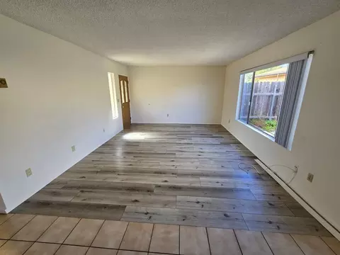 7484 Armstrong Pl, San Diego, CA 92111