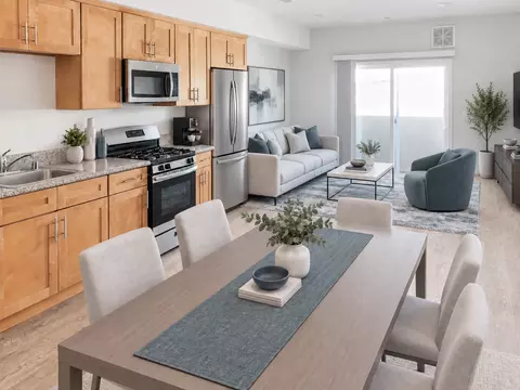 15313 Cabrito Rd, Los Angeles, CA 91406