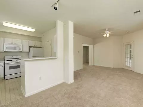8185 Scenic Meadow Dr, Laurel, MD 20724 photo 9