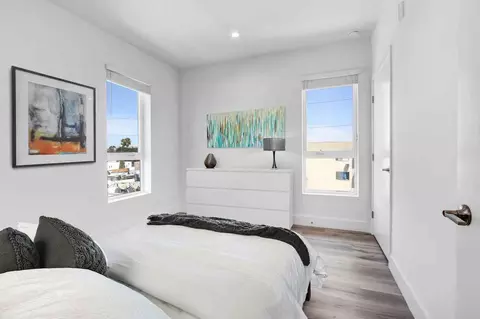 5755 Tujunga Ave, Los Angeles, CA 91601 photo 3