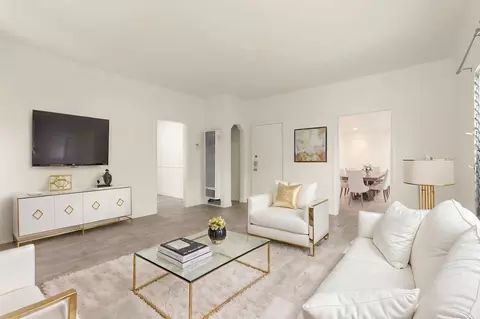 414 N Maple Dr, Beverly Hills, CA 90210