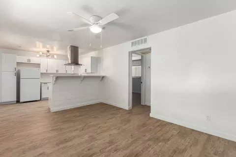 241 E 1st Ave, Mesa, AZ 85210