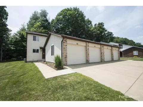 2100 Tennyson Ave NE, Massillon, OH 44646 photo 9
