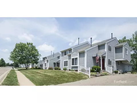 2100 Tennyson Ave NE, Massillon, OH 44646 photo 2