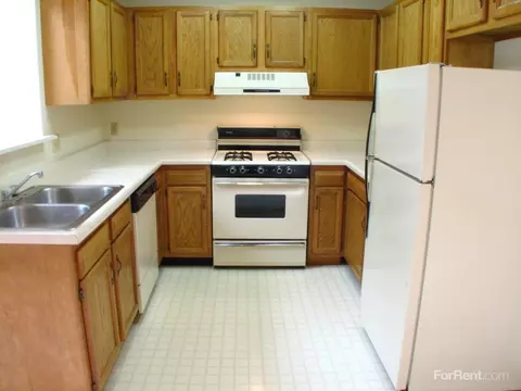 2100 Tennyson Ave NE, Massillon, OH 44646 photo 20