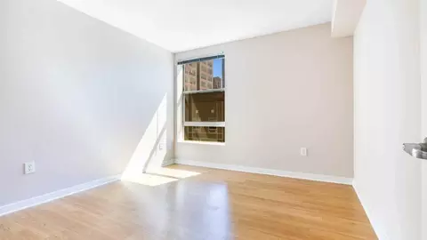 1050 Wilshire Blvd, Los Angeles, CA 90017 photo 35