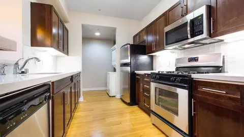 1050 Wilshire Blvd, Los Angeles, CA 90017 photo 11