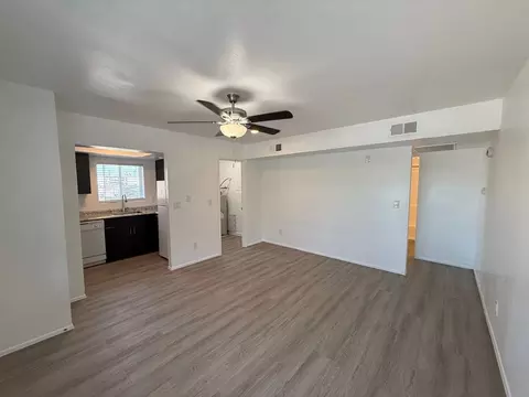 633 W 1st Ave, Mesa, AZ 85210