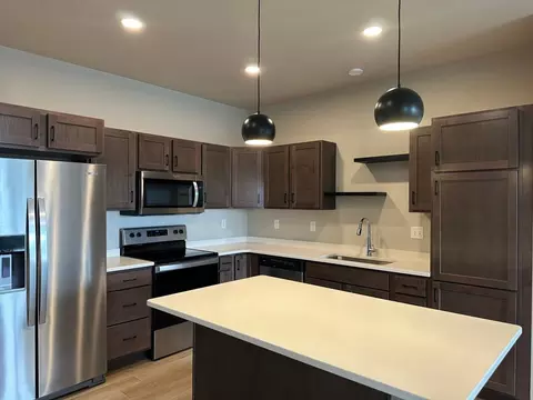 4711 45th St S, Fargo, ND 58104