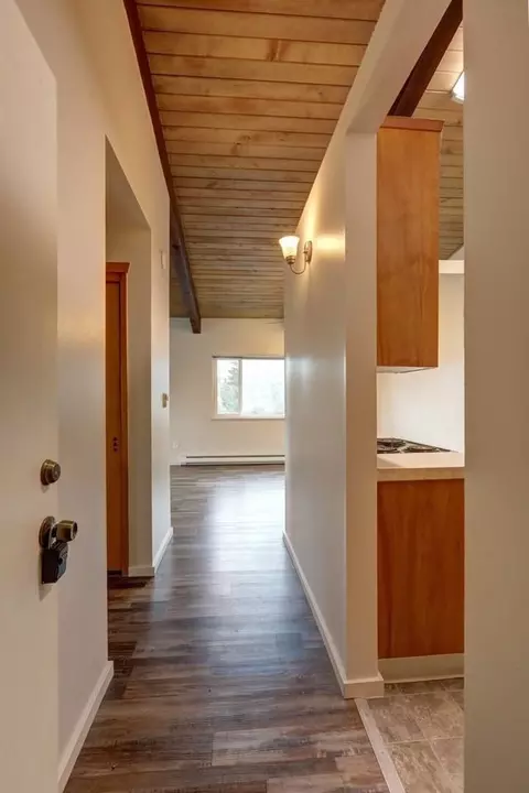 15621 4th Ave S, Burien, WA 98148