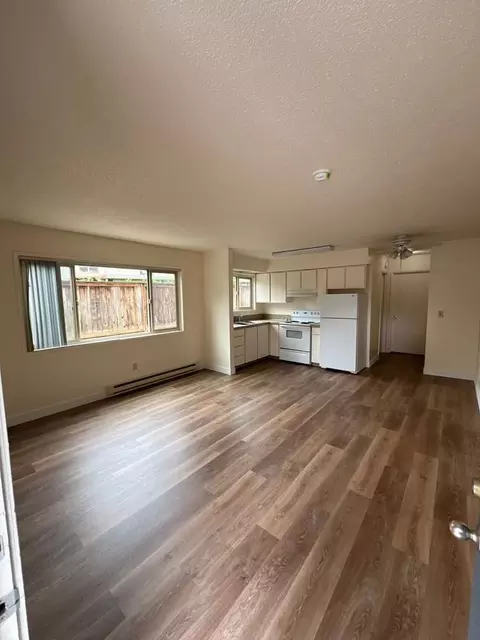 3933 SE Francis St, Portland, OR 97202