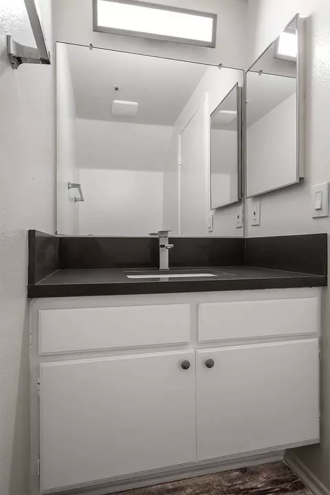 569 E 11th St, Upland, CA 91786 photo 13