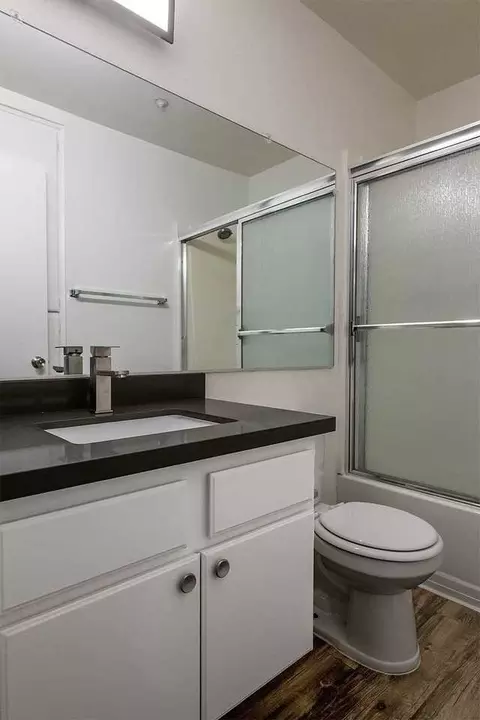 569 E 11th St, Upland, CA 91786 photo 18