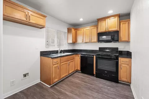 4907 14 Hayter Ave, Lakewood, CA 90712