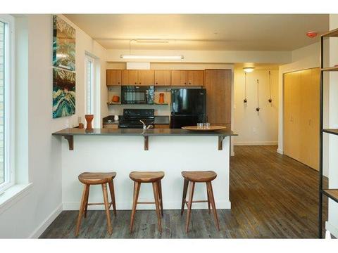 7227 N Philadelphia Ave, Portland, OR 97203 photo 3