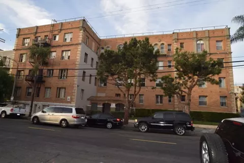 939 S Gramercy Pl, Los Angeles, CA 90019