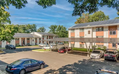 5225 Marlboro Pike, Capitol Heights, MD 20743