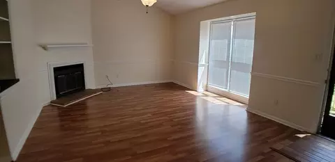 4721 Matt Dr, Raleigh, NC 27604