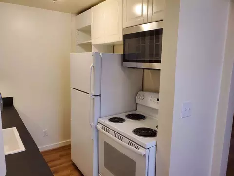 911 1st Ave W, Seattle, WA 98119