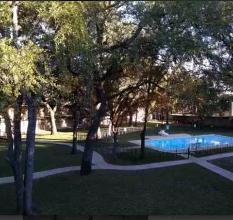 730 Howard St, New Braunfels, TX 78130