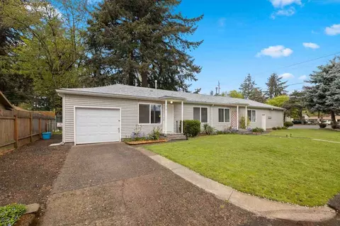 515 SE 137th Ave, Portland, OR 97233