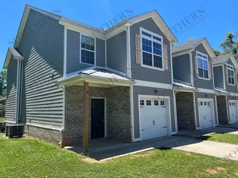 161 Old Lovers Ln, Bowling Green, KY 42103