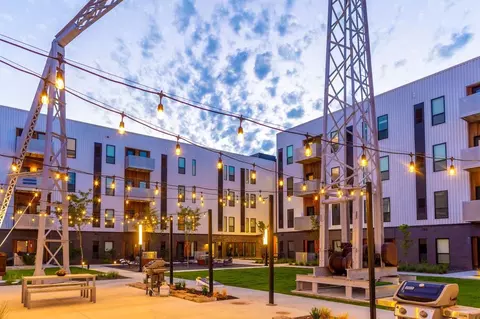 601 E Vine St, Des Moines, IA 50309