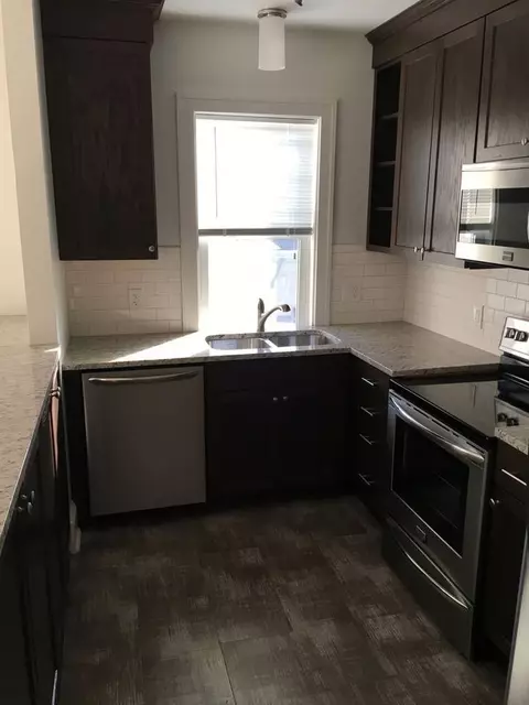 2315 Irving Ave S, Minneapolis, MN 55405