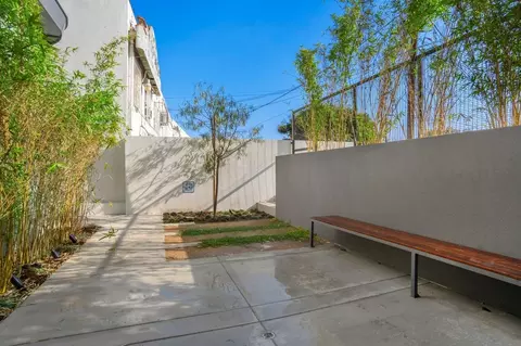 3450 W 43rd St, Los Angeles, CA 90008 photo 20