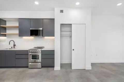 3450 W 43rd St, Los Angeles, CA 90008 photo 49