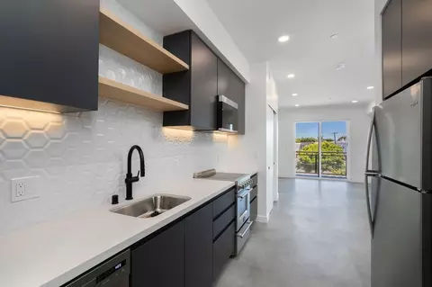 3450 W 43rd St, Los Angeles, CA 90008 photo 47