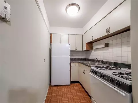 639 W Grace St, Chicago, IL 60613 photo 24