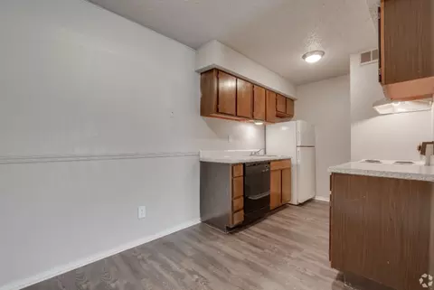 2607 E Albany St, Broken Arrow, OK 74014