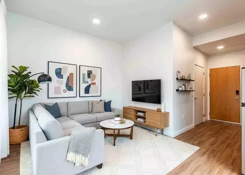 7324 Martin Luther King Jr Way S, Seattle, WA 98118