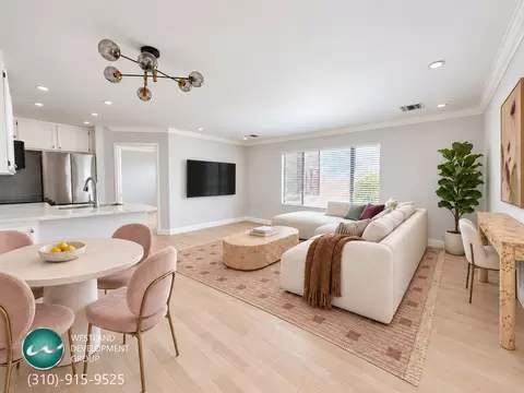 1540 Brockton Ave, Los Angeles, CA 90025