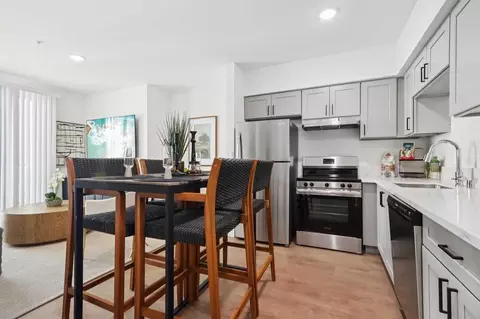 14526 Kittridge St, Van Nuys, CA 91405 photo 18