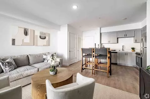 14526 Kittridge St, Van Nuys, CA 91405