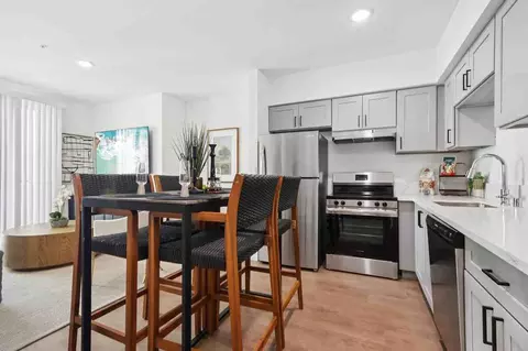 14526 Kittridge St, Van Nuys, CA 91405 photo 19