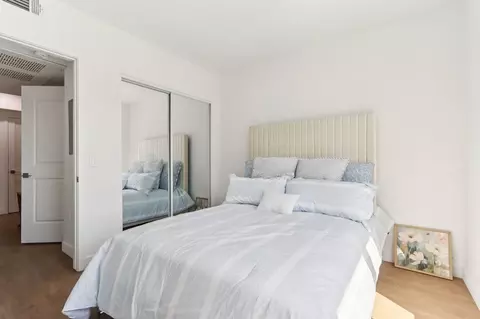 14526 Kittridge St, Van Nuys, CA 91405 photo 13