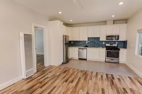 449 W Garfield Ave, Glendale, CA 91204