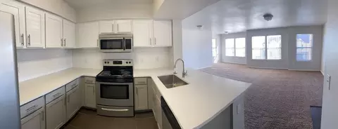 11308 SW 5th St, Yukon, OK 73099