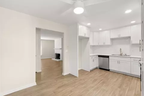 7409 Magnolia Ave, Riverside, CA 92504