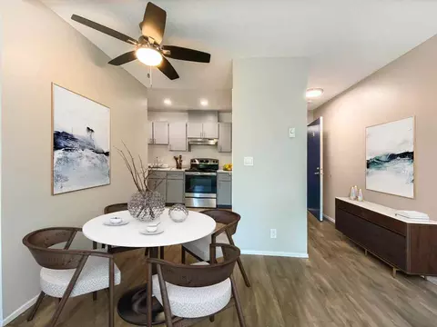 141 Del Medio Ave, Mountain View, CA 94040